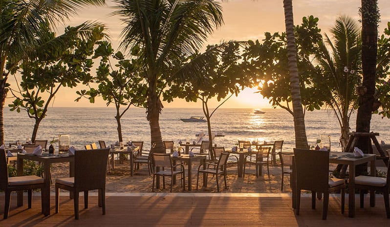 La Flora Khao Lak - The Sire Restaurant at Sunset